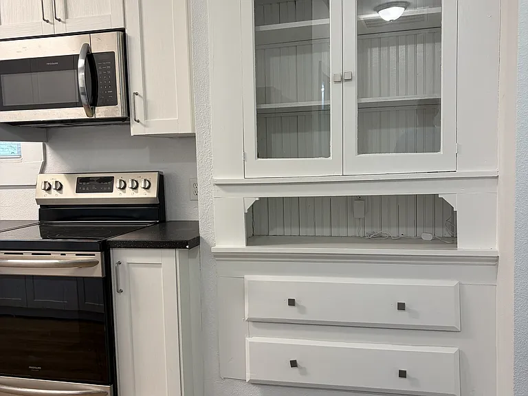 Kitchen Cabinet