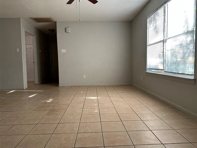 5434 Cherie Crest Ct — Photo 5