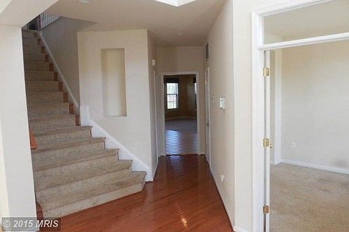 5th image of 114 Glasgow Ct