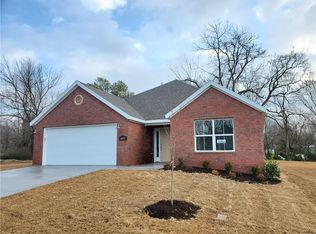 1603 S 11th Pl, Rogers, AR 72758