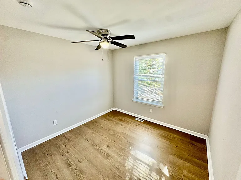 16 Indian Hill Ln — Photo 14