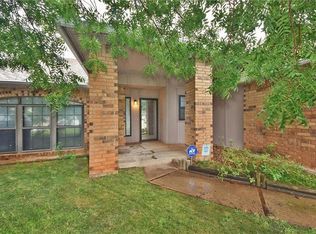604 Harvest Trl, Yukon, OK 73099