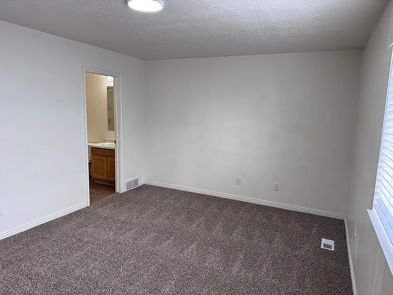 2455 W 450 N #1 — Photo 14