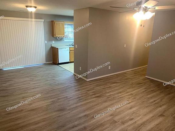 3rd image of 127 Brittany Ln