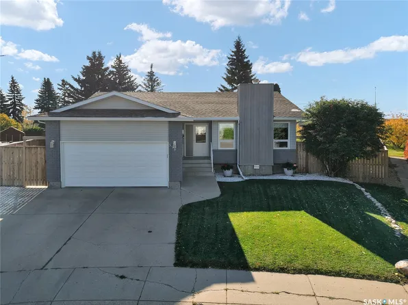 358 Wakaw Crescent, Saskatoon, SK S7J 4E2