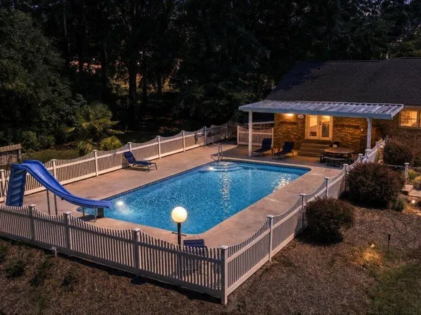 127 Dickinson St, Bamberg, SC 29003