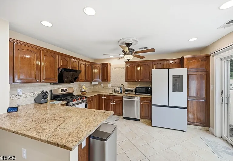 18 Clark Ct — Photo 4