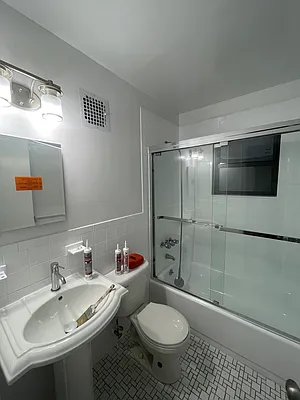 Rented by FRESH SPACES NYC | media 21