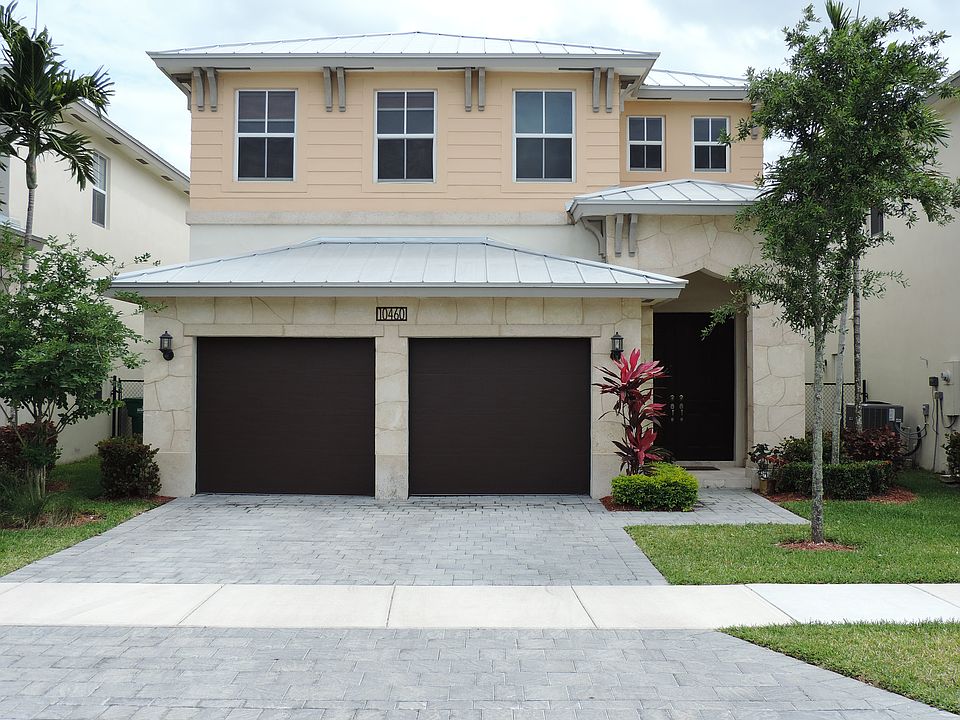 1st image of 10460 NW 69th Ter