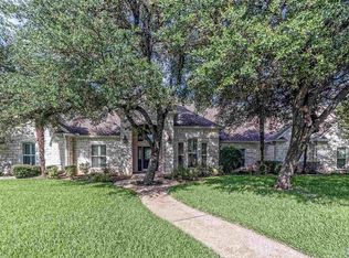 325 Elm Grove Cir, Mc Gregor, TX 76657