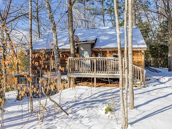 3rd image of 570 Knights Hill Road