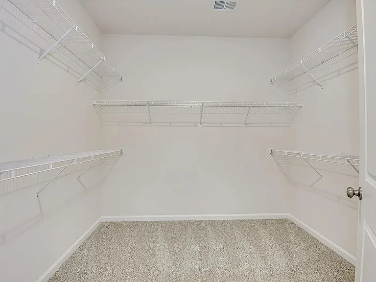1021 Skidway Dr — Photo 41