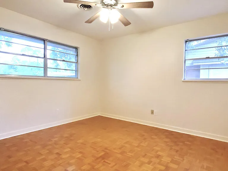 6249 Tennyson Dr — Photo 10