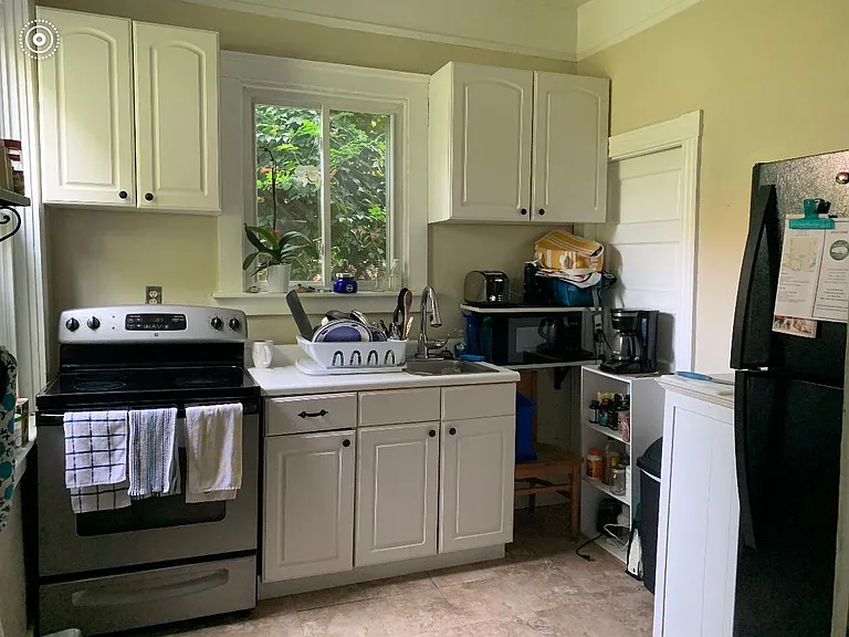 8 Johnson Ct #A — Photo 9