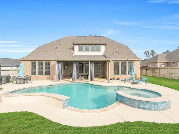 41043 Kimber Ln, Magnolia, TX 77354