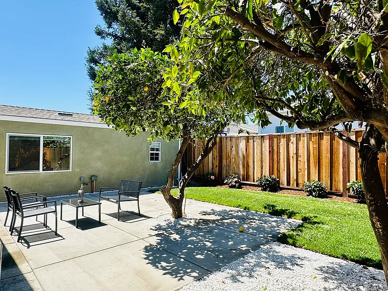 159 Hollywood Ave — Photo 19