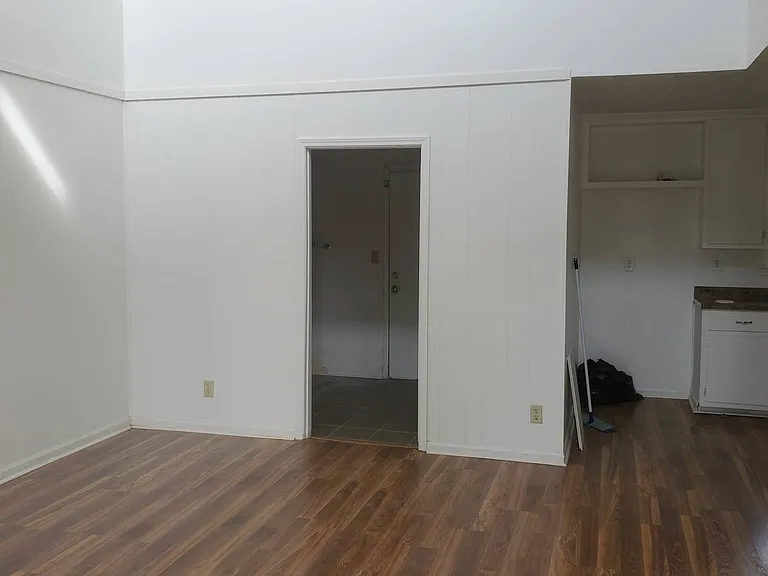 3357 Meadow Ln — Photo 11