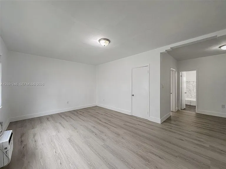 955 Bay Dr #2 — Photo 9