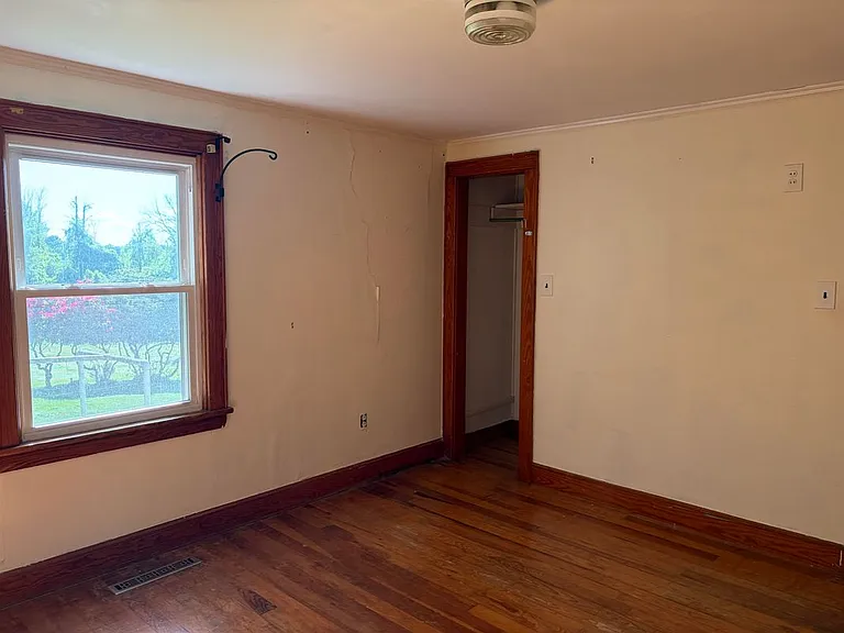 1420 Woodbury Ave — Photo 16