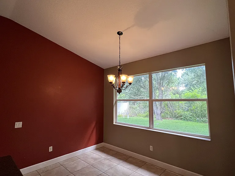 6295 Skyview Dr — Photo 8