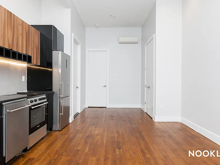 720 Knickerbocker Ave #7 — Photo 3