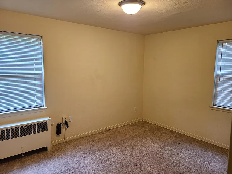 11 Dickinson Ave #C — Photo 3