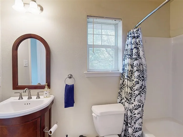 4307 Spring Hill Dr — Photo 25