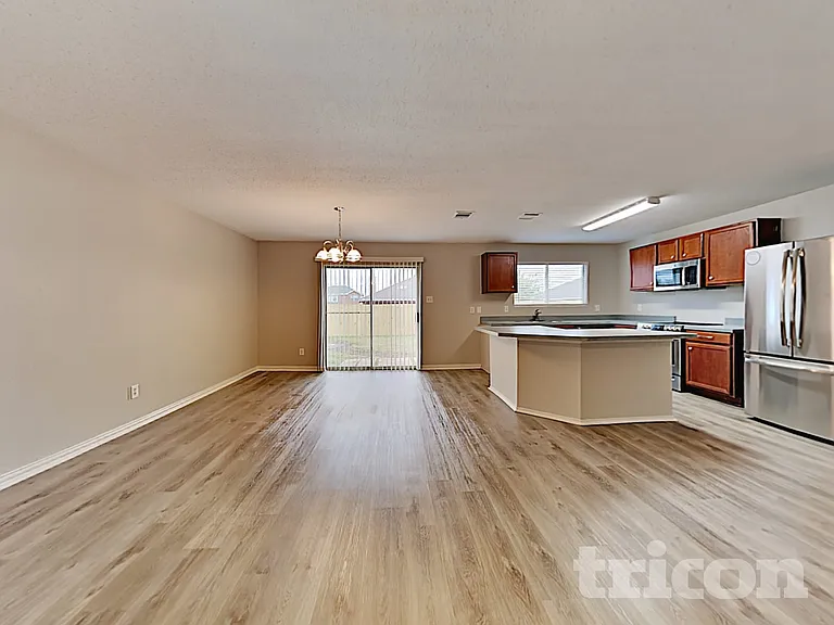 128 Richh St — Photo 6