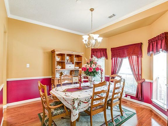 3rd image of 7010 Baristone Ln