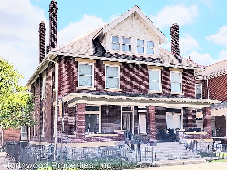 1st image of 65 Warren St