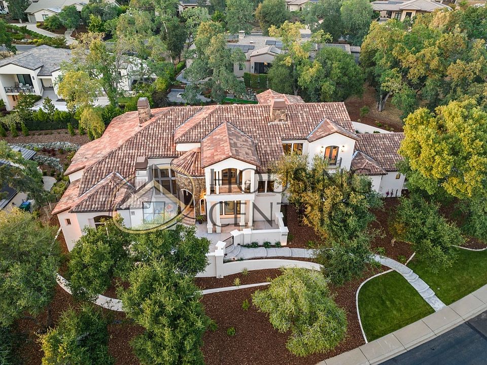 1st image of 3924 Greenview Dr