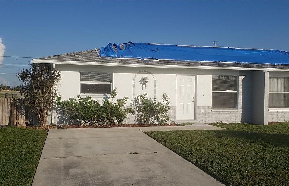 1st image of 815 NE 7th Pl