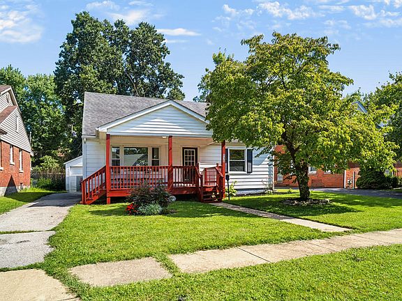 5th image of 810 Marcellus Dr