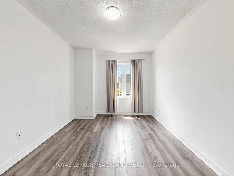 246 Farmstead Rd — Photo 32