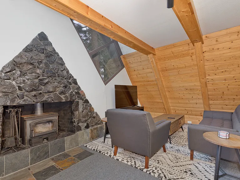 54 Alpine Cir — Photo 6