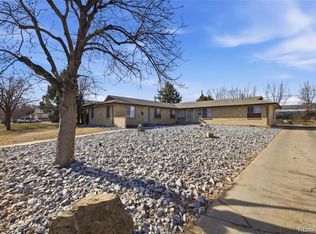 43 Lansing St, Aurora, CO 80010