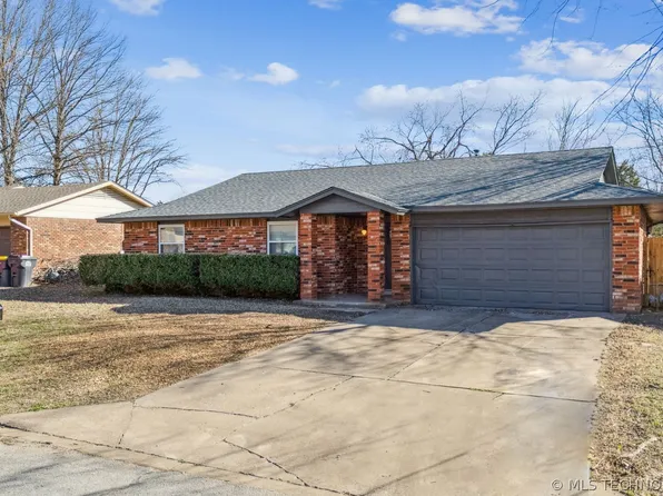 582 E 133rd Pl, Glenpool, OK 74033