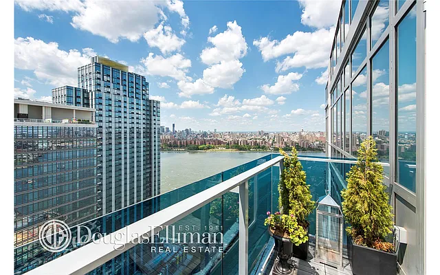 Sold by Douglas Elliman | media 5