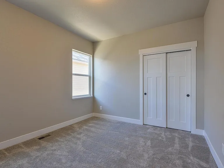1618 Tundra Ave — Photo 10
