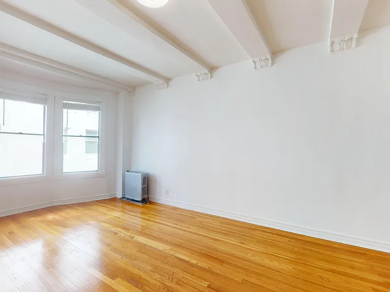 601 O'Farrell Street — Photo 2