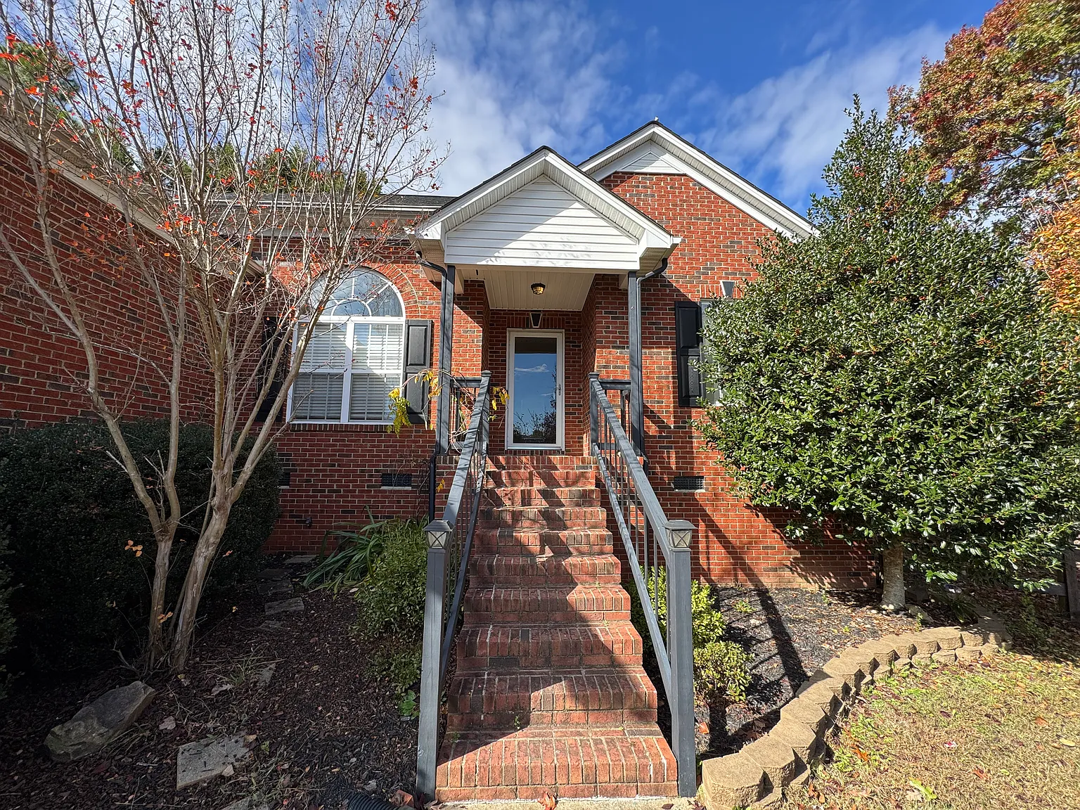 3802 Cassidy Dr — Photo 3