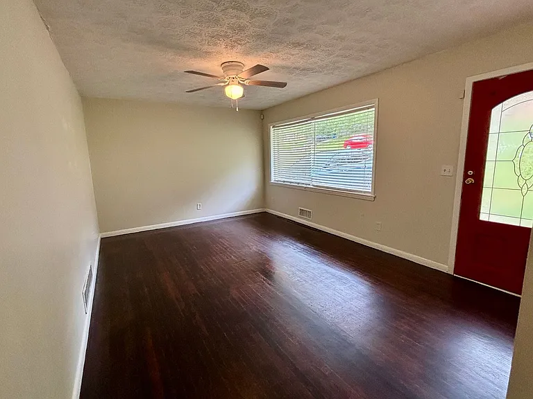 2712 Sherlock Dr — Photo 11