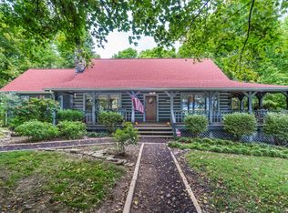 3933 Edd Ross Rd, Cedar Hill, TN 37032