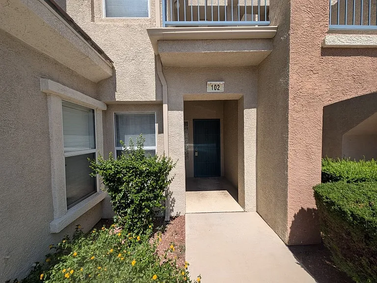 820 Titan Peak Pl #102 — Photo 2