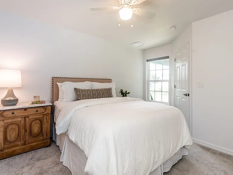 215 Lewis Cir #111 — Photo 29