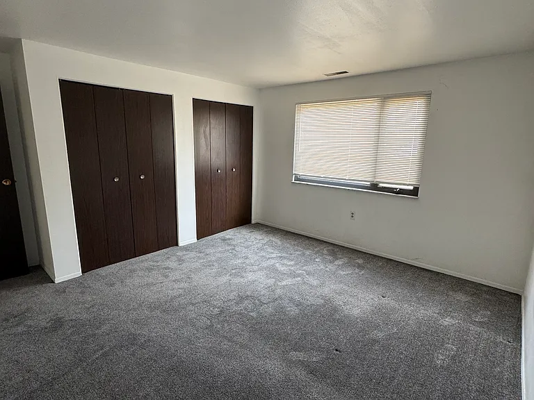 514 Dewey Ave — Photo 4