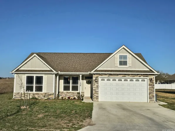 136 Turnberry, La Vernia, TX 78121