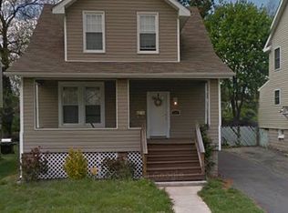 106 Clarendon Ave, Pikesville, MD 21208