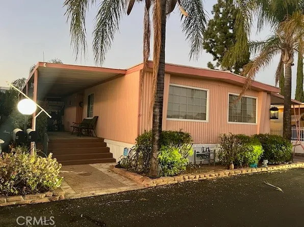 8901 Eton Ave Space 2, Canoga Park, CA 91304