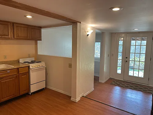 50 SW Arnett Rd #1 Photo 1